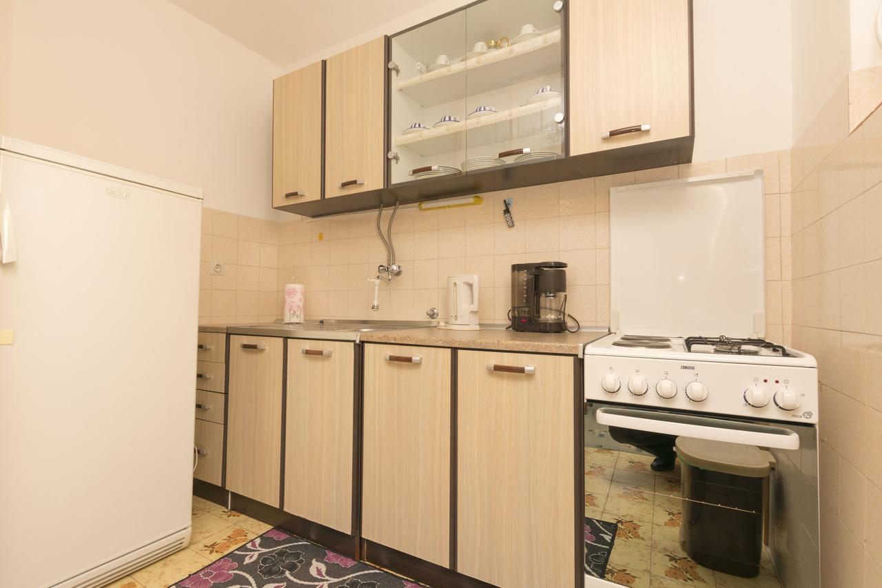 Apartments Visnja Primošten Екстериор снимка
