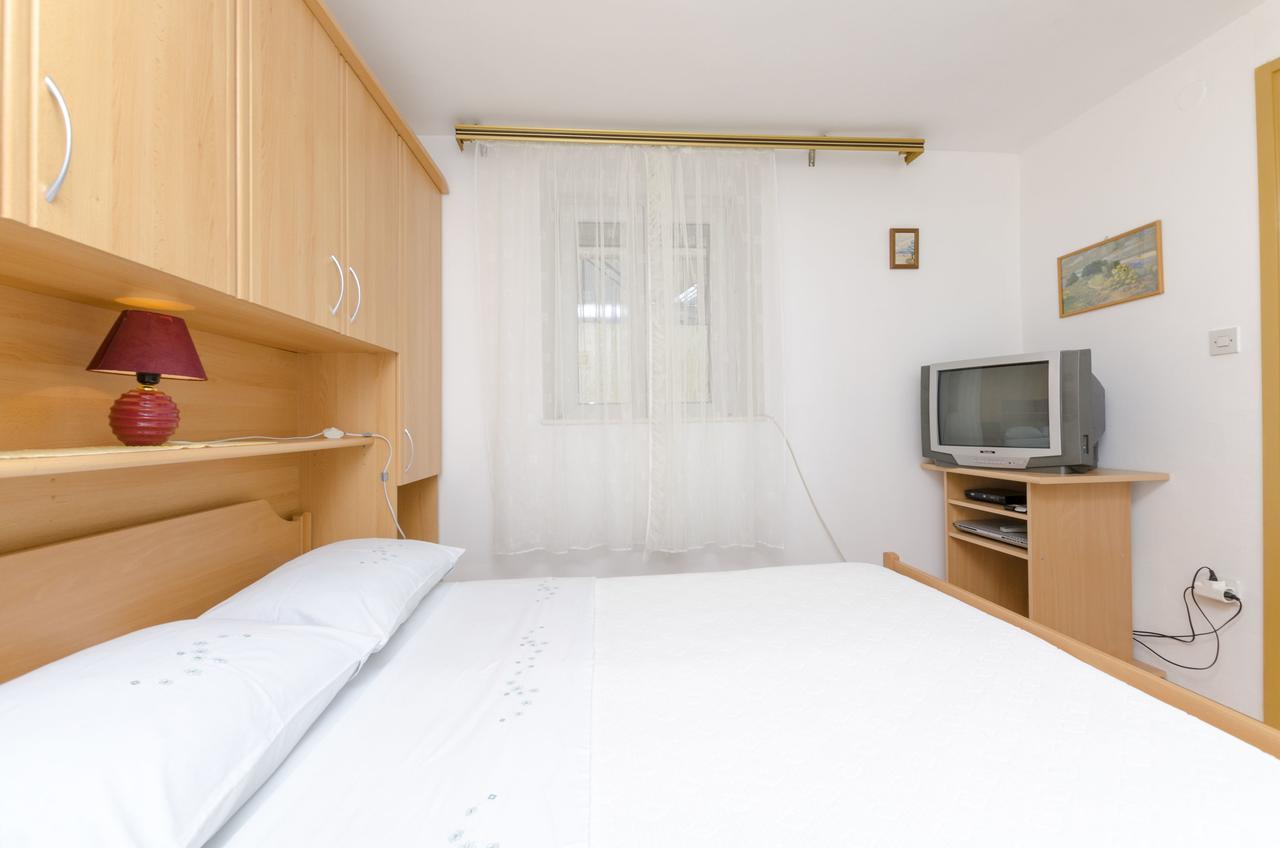 Apartments Visnja Primošten Екстериор снимка