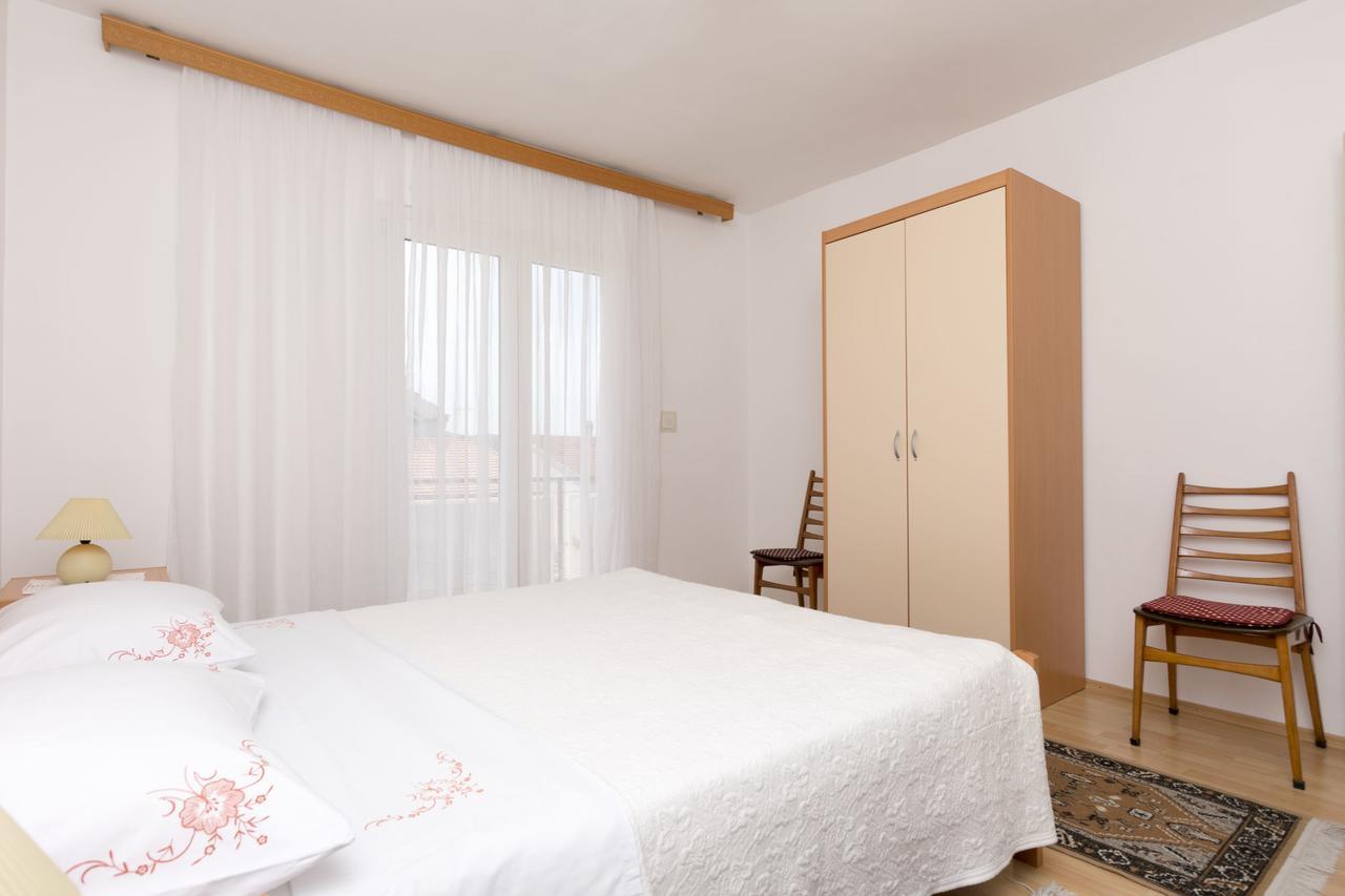 Apartments Visnja Primošten Екстериор снимка