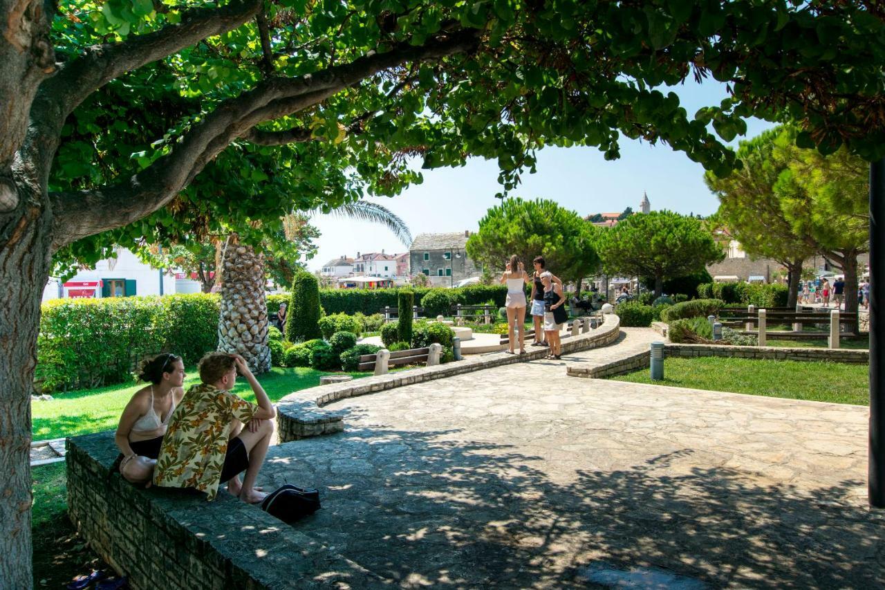 Apartments Visnja Primošten Екстериор снимка