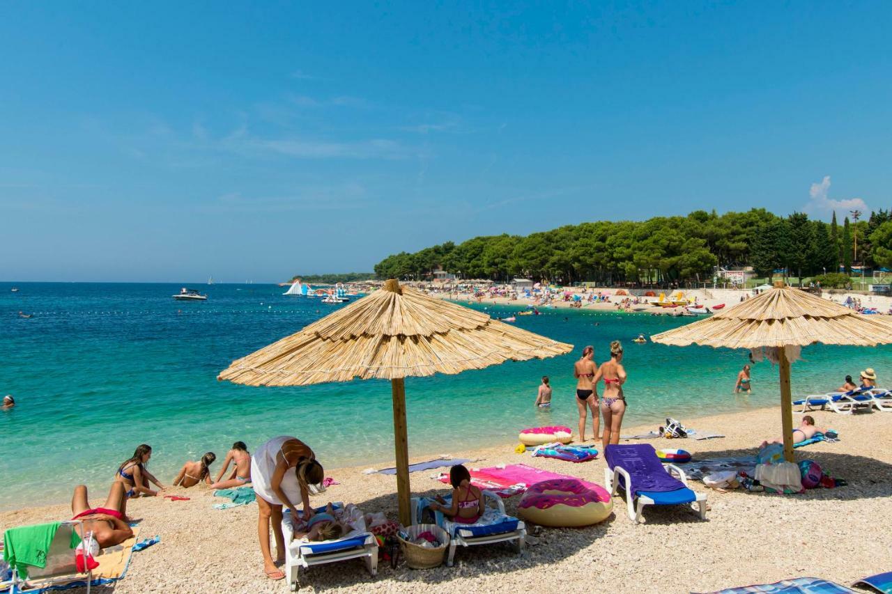 Apartments Visnja Primošten Екстериор снимка