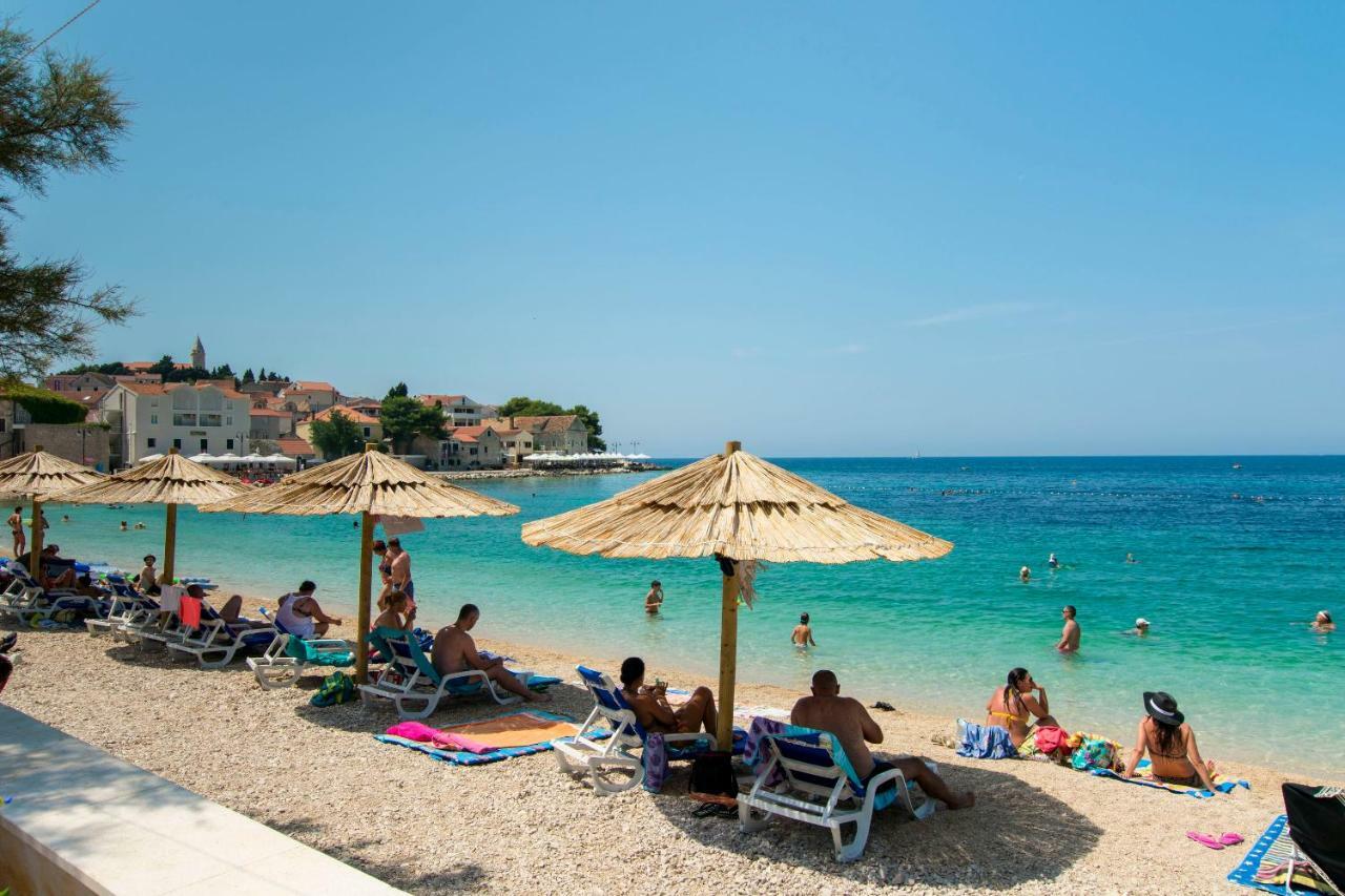 Apartments Visnja Primošten Екстериор снимка