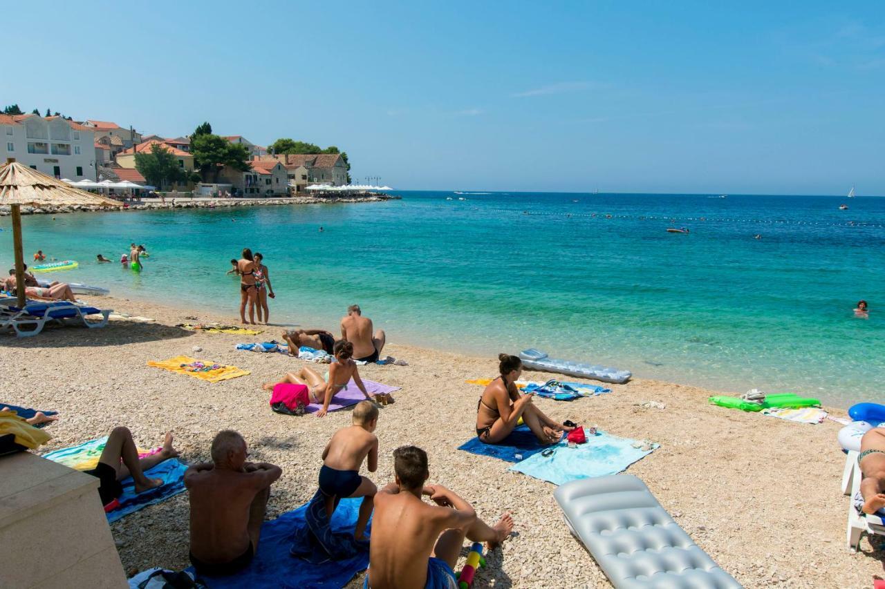 Apartments Visnja Primošten Екстериор снимка