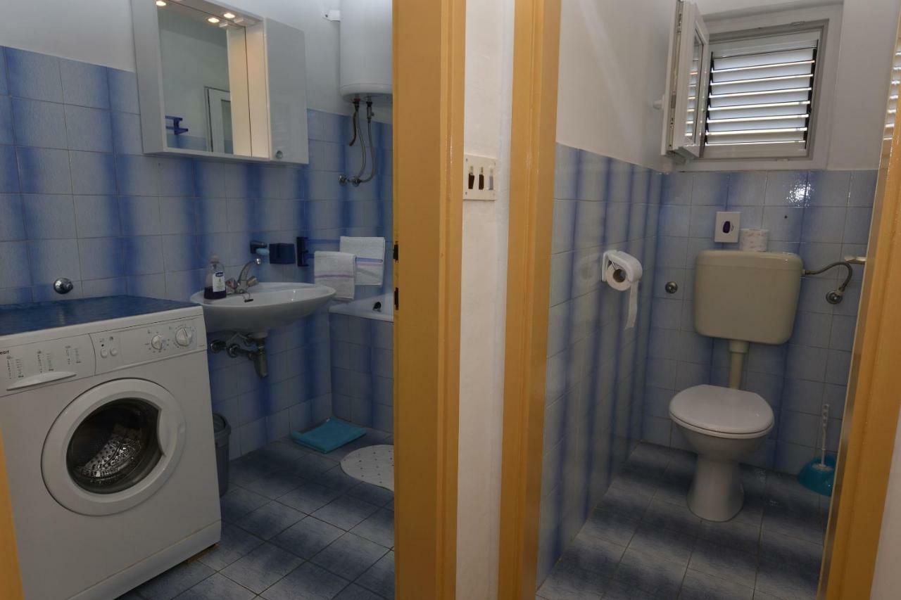 Apartments Visnja Primošten Екстериор снимка